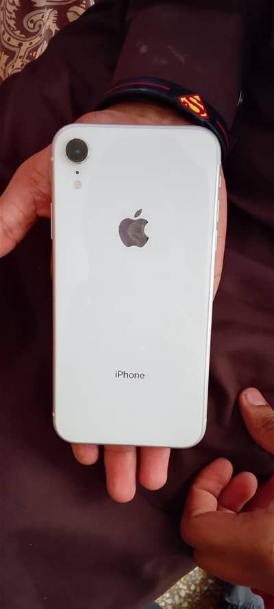 Apple iPhone XR