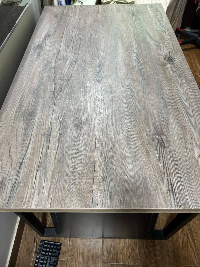 Computer table 2