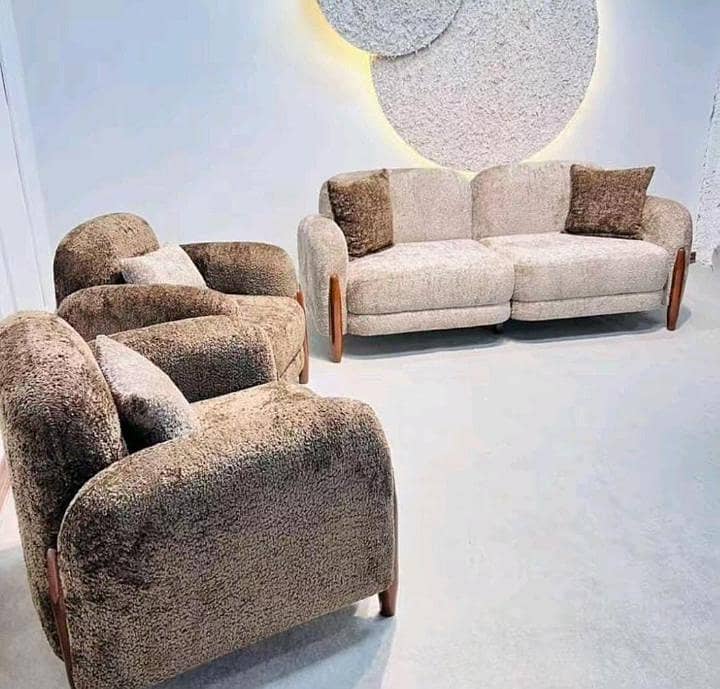 Sofa's/ 7 Seetar/ 2