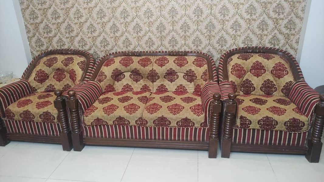Sofa set + Center Table 0