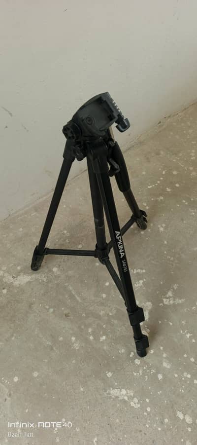 Tripods Stands 03000753357