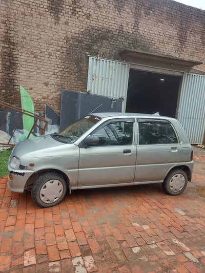 Daihatsu Cuore 2004