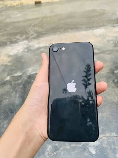 Apple iPhone SE