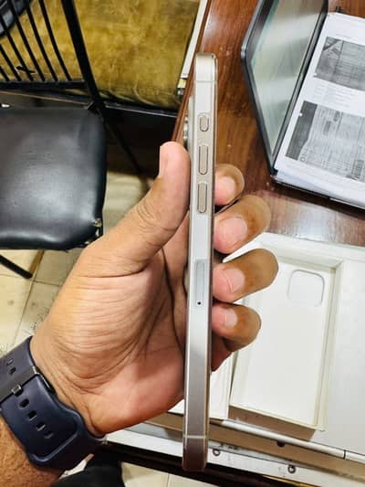 Apple iPhone 15 Pro Max
