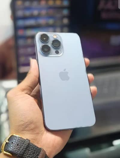 Apple iPhone 13 Pro jv
