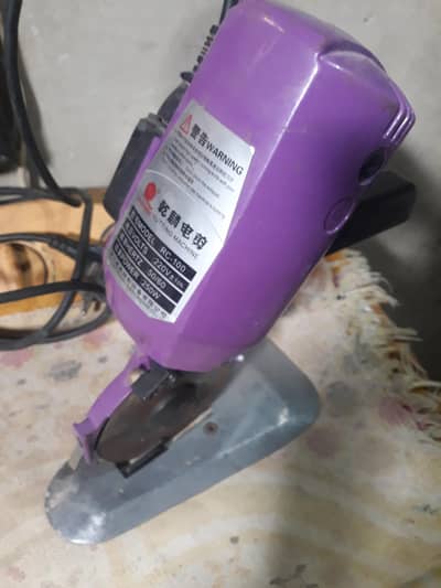 Cloth Cutting Machine