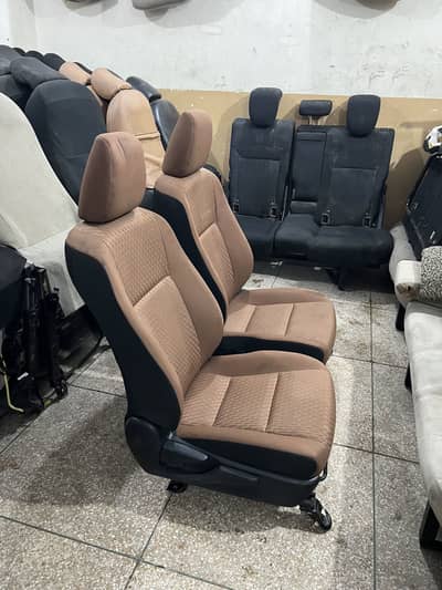 Toyota roco seats