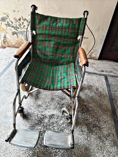 Foldable Wheelchair with Fold-Down Push Handles | Good Condition