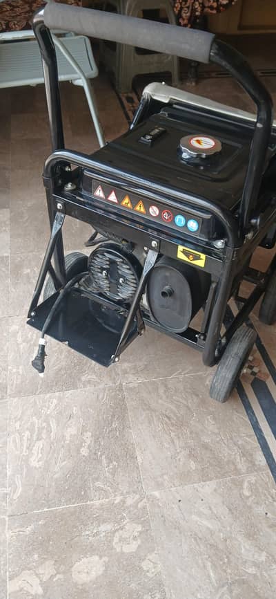 HI_ tech generator