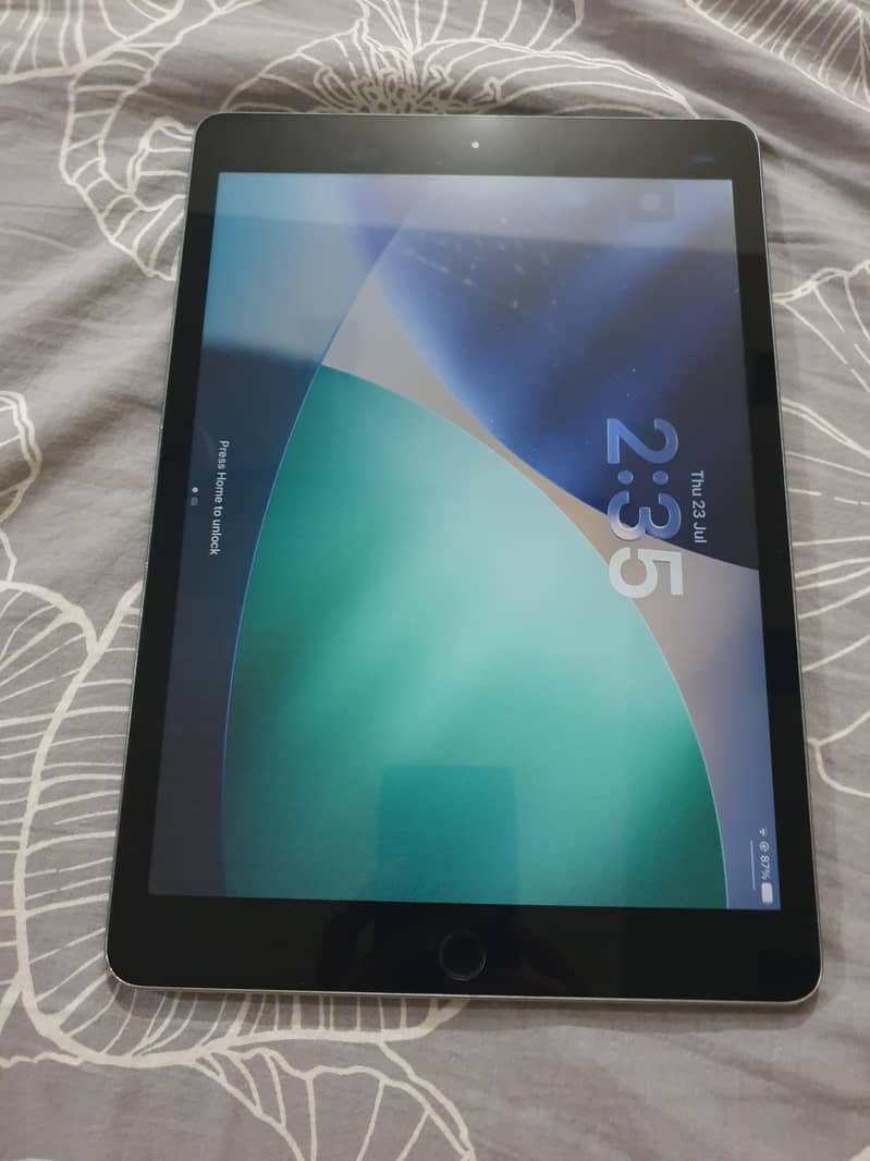 ipad 9th gen (power button doesnt work) 0