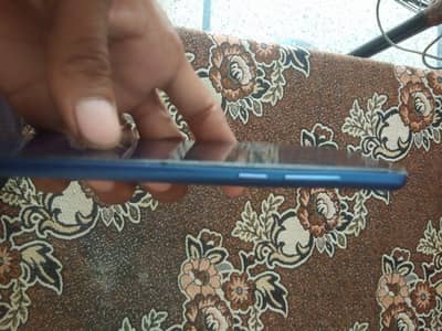 Huawei Y7