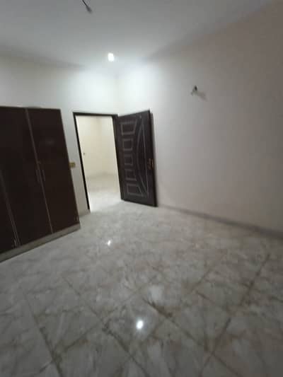 4 Marla upper portion Like Brand New