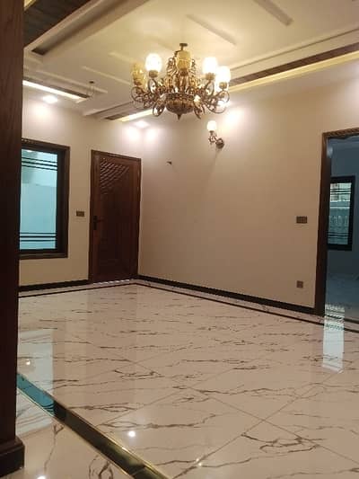Brand New House 400 Sq G+1.