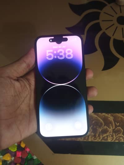iphone 14 pro panel