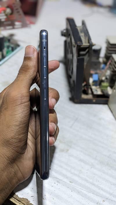 LG G8 ThinQ