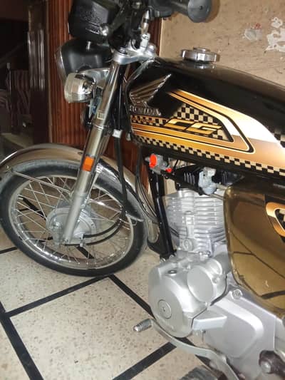 Honda CG 125 sp edition Gold