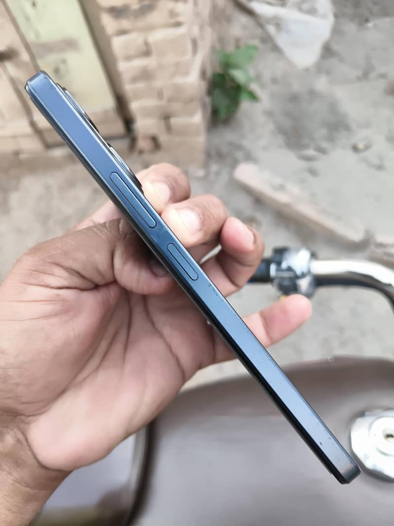 Realme Note 70 4