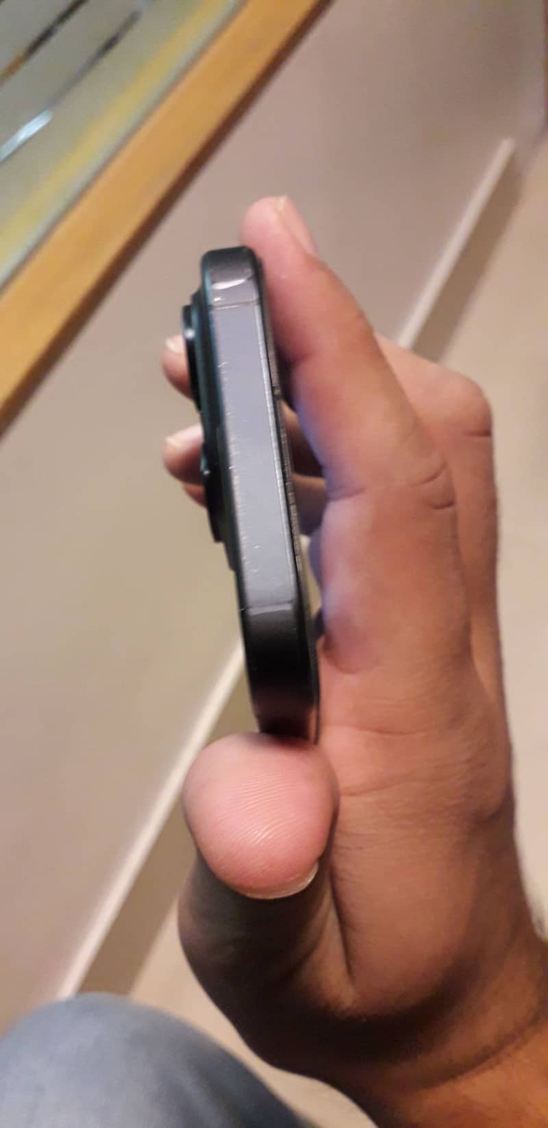 Apple iPhone 15 Pro 4