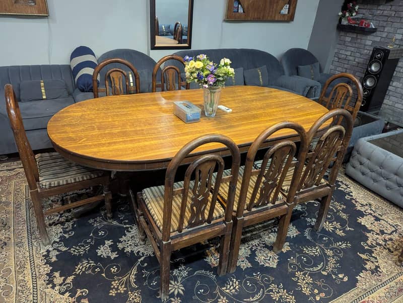 8 persons dining table 0
