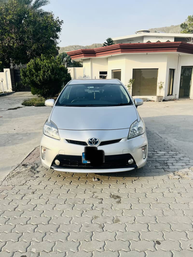 Toyata Prius Hybrid | Excellent Condition | Neat & Clean | Ready to Dr 2