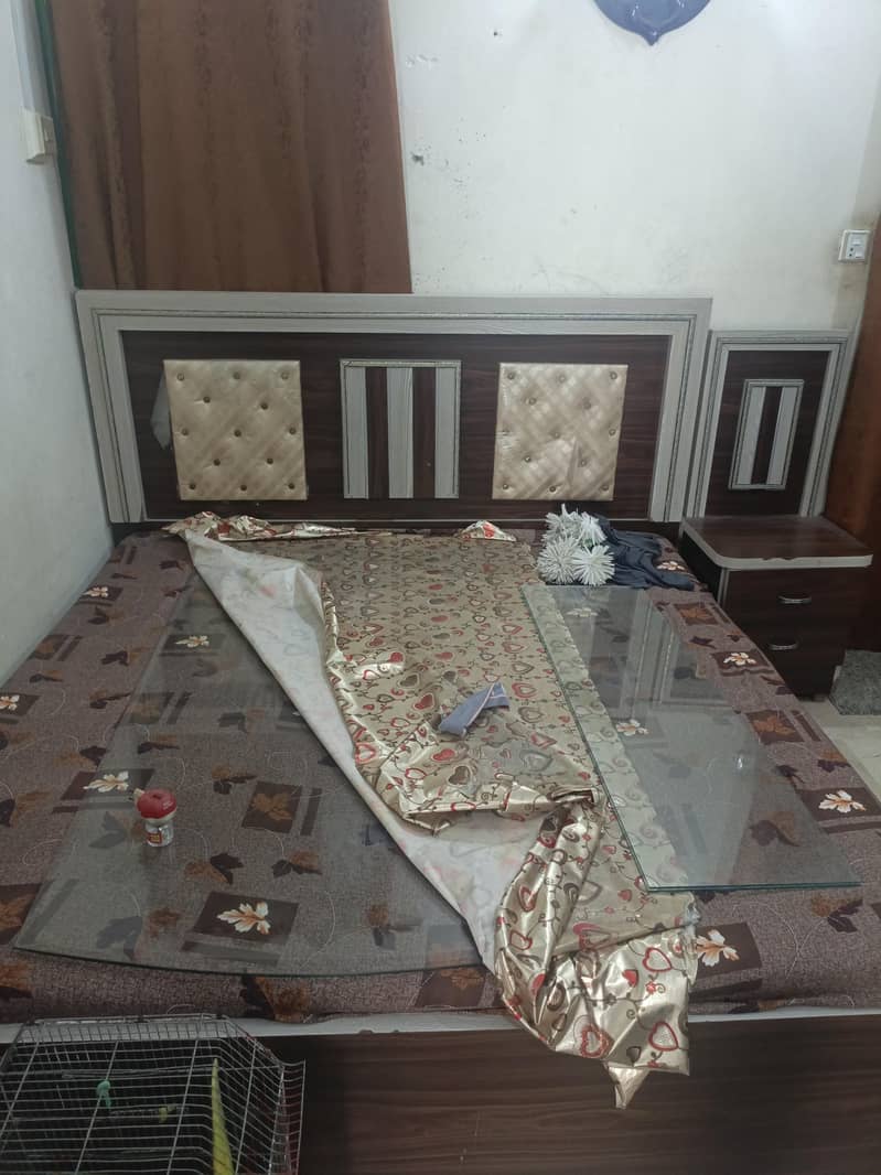 bed room complete set 0