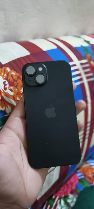 Apple iPhone 15