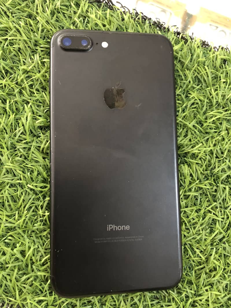 Apple iPhone 7 Plus 4