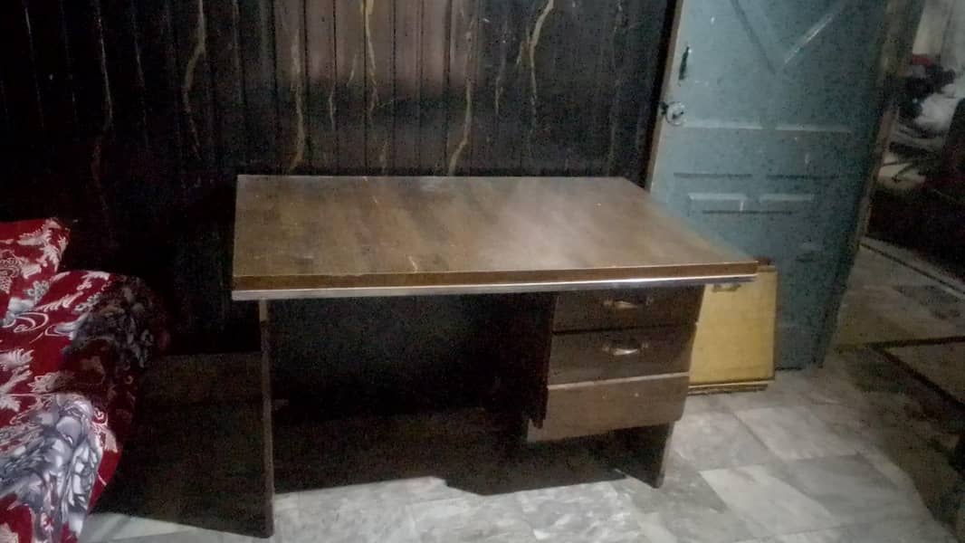 computer table 2