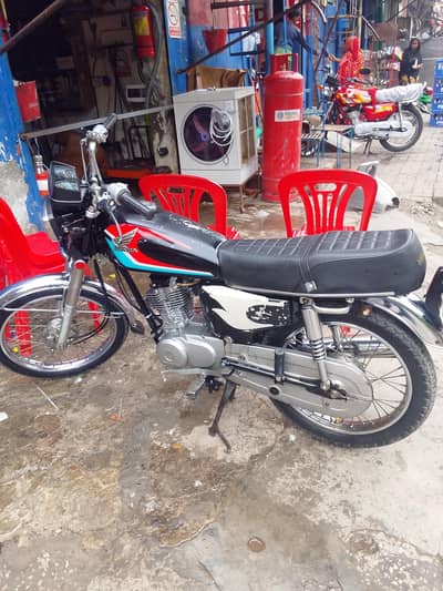 Honda 125 old model
