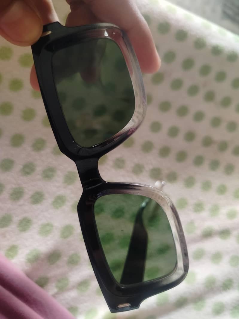 Glasess 1