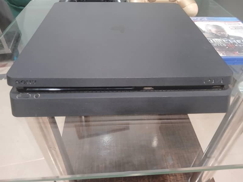 ps4 slim 0