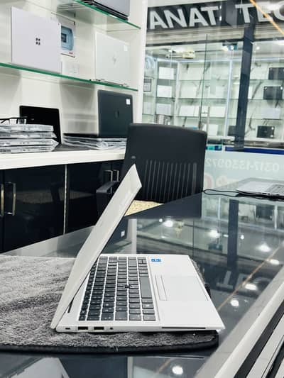 Hp ELITEBOOK 840 g8