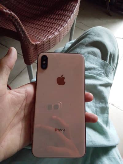 xs max