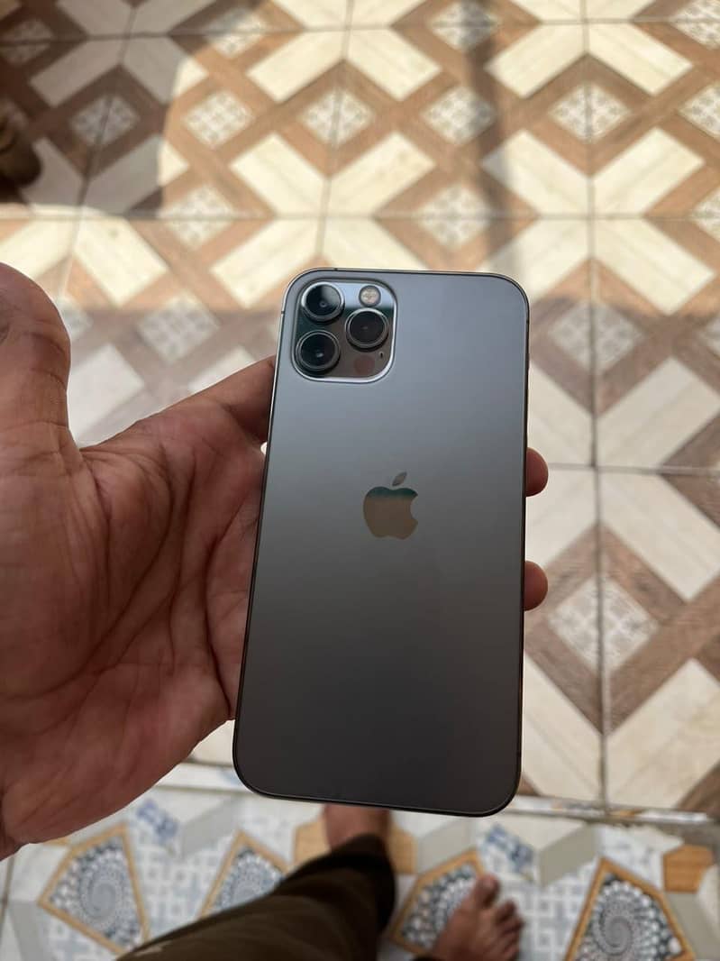 Apple iPhone 12 Pro 0