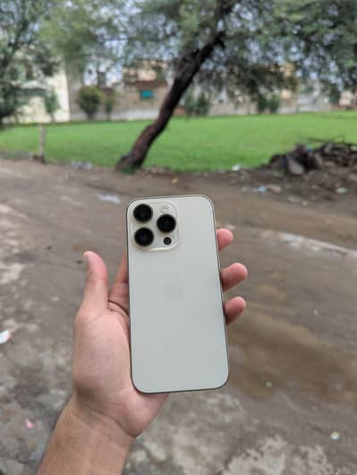 Apple iPhone 14 Pro