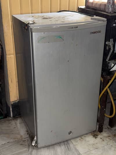Kenwood small fridge
