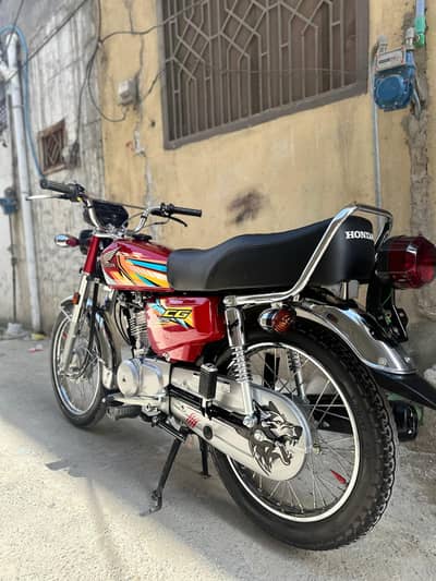 Honda 125 26 model, 1700 KM DRIVEN 