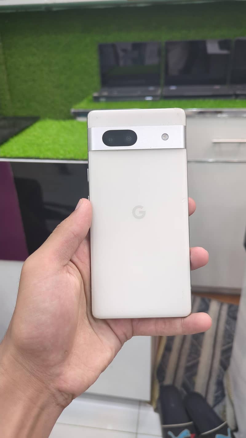 Google Pixel 7a 0