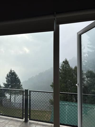 Apartment Romm for rent on daily basis in Kuldana Road Murree