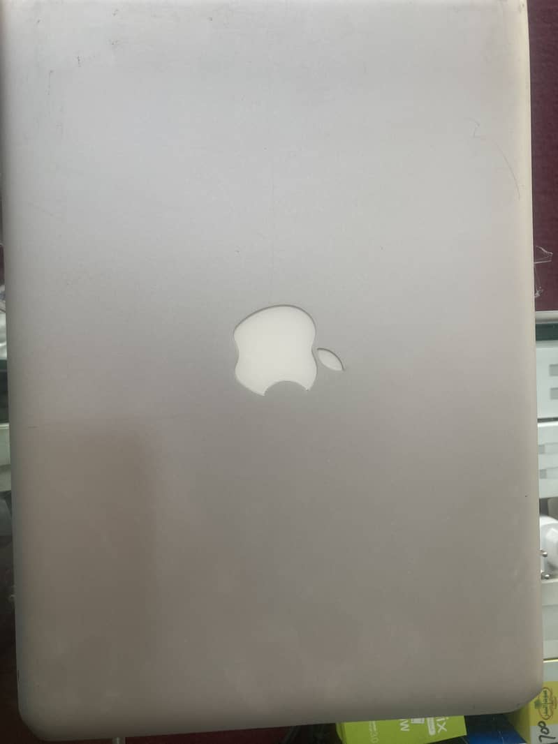 Mac book pro 2010 model 0