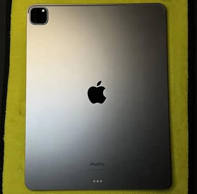 Ipad pro m2 chip 12.9 inches 6th generation 128gb  i pad