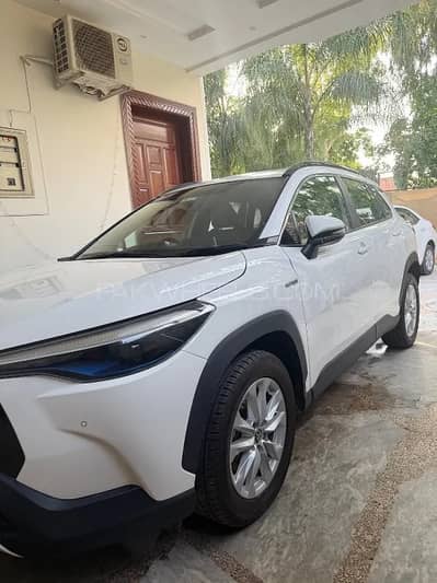Toyota Corolla Cross 1.8 HEV X 2024 [ URGENT SALE ]