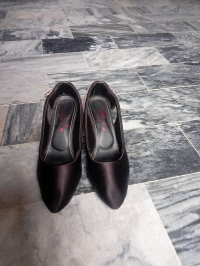 black classy heels