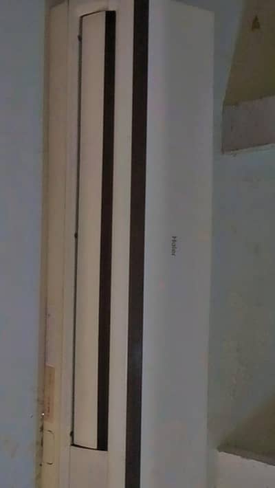 1.5 TON HAIER AIR CONDITIONER