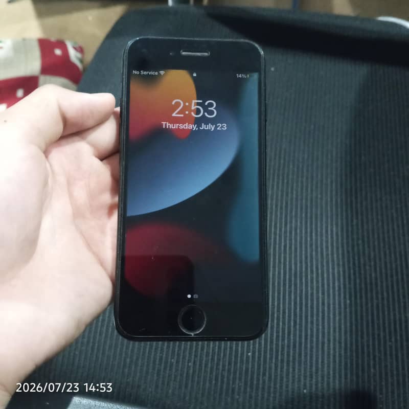 Apple iPhone 7 1