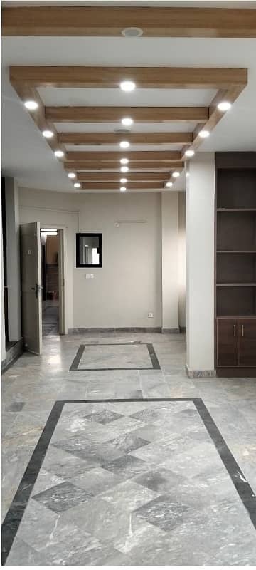 Brand New Office Area 1050 Square Feet Available For Rent In Gulberg 3 Lahore