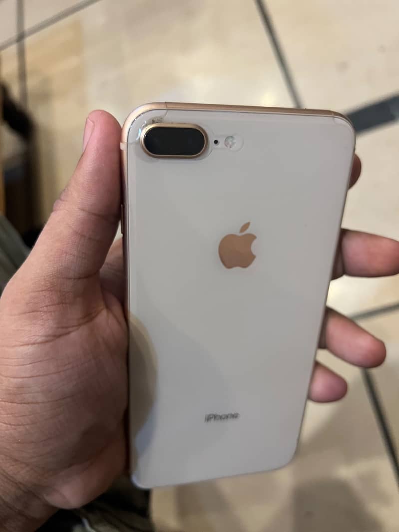 IPhone 8 Plus 1