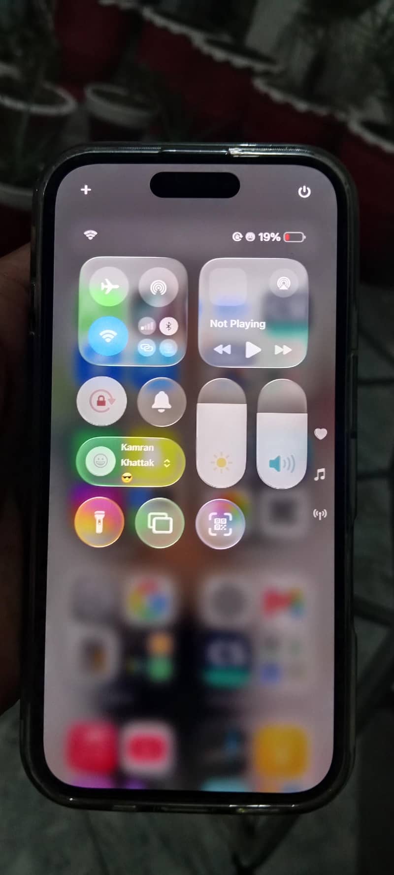Apple iPhone 16 0