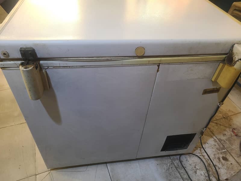 waves deep freezer 2