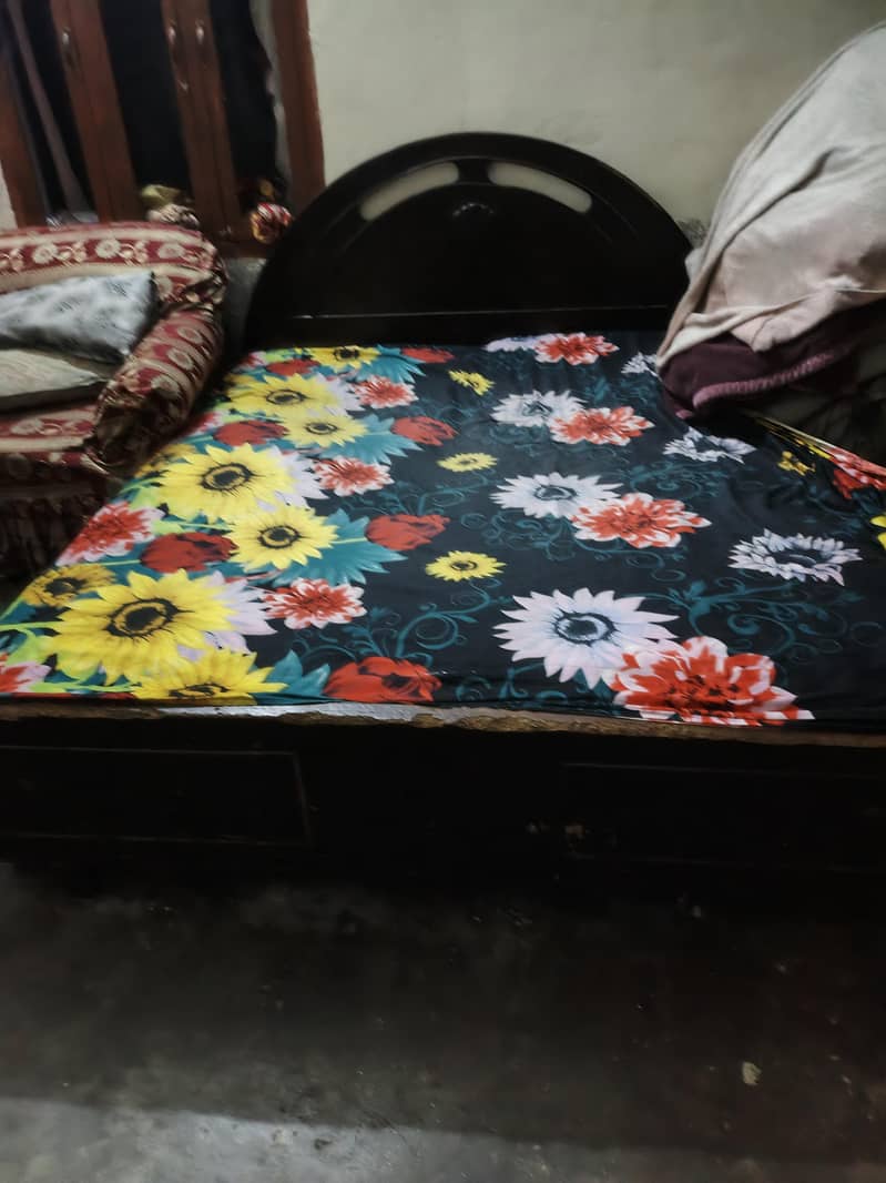 bed without side table 2